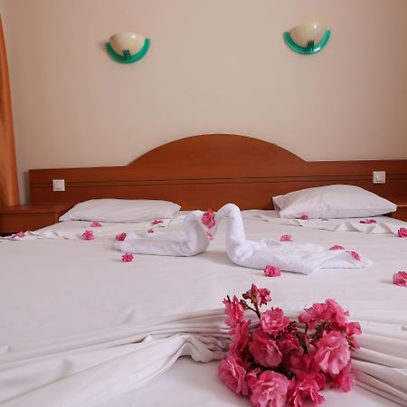 Tuntas Family Suites Kusadası Exteriér fotografie